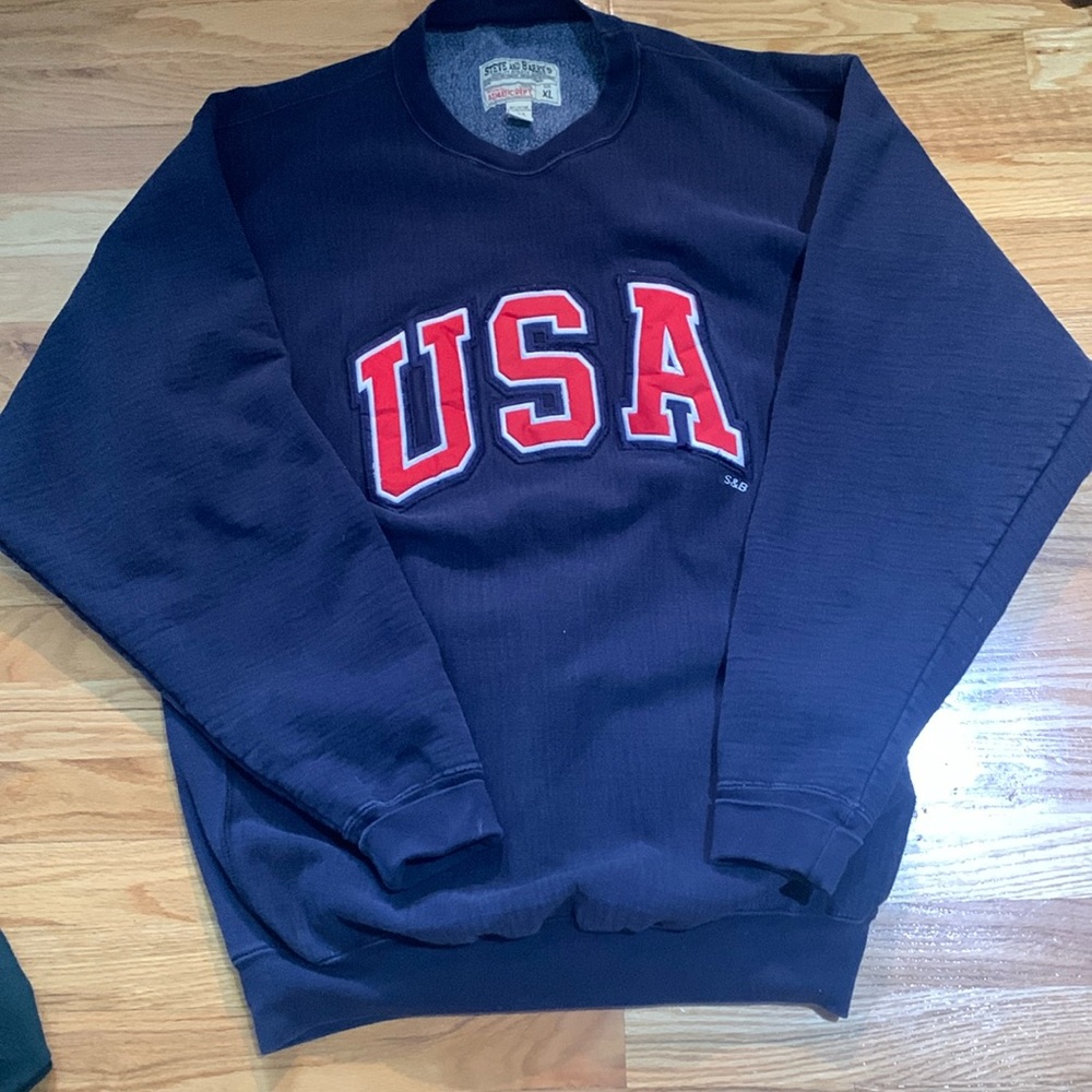 Vintage Navy blue USA crewneck